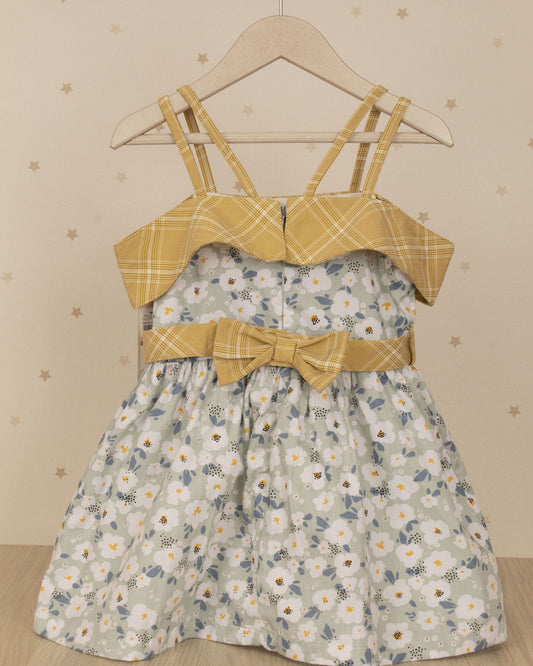 VESTIDO TIRANTES ESTAMPADO FLORES Y CINTURON