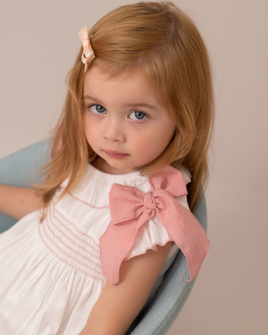 VESTIDO TIPO TALEGO ARANDELA CUELLO Y LAZOS HOMBROS