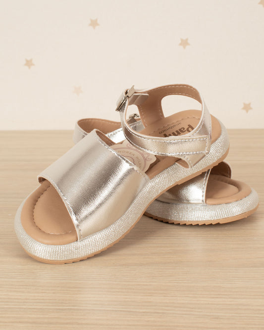 SANDALIA TIPO MENORQUINA CON HEBILLA