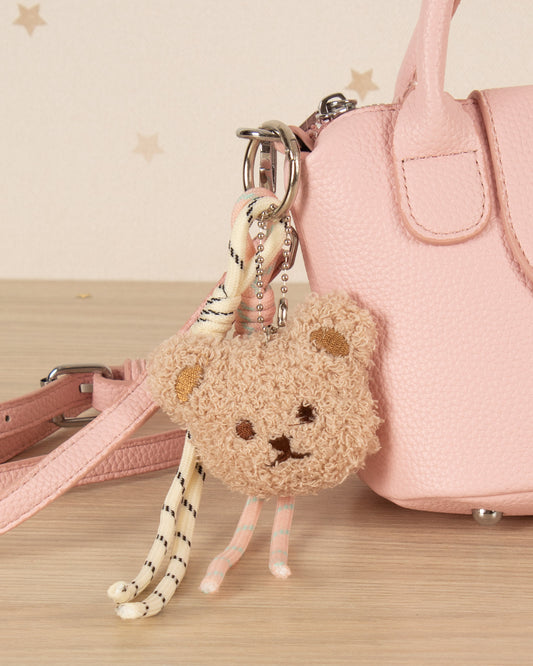 BOLSO FASHION CON ADORNO OSITO