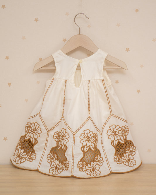 VESTIDO TIPO TALEGO ADORNOS BORDADOS