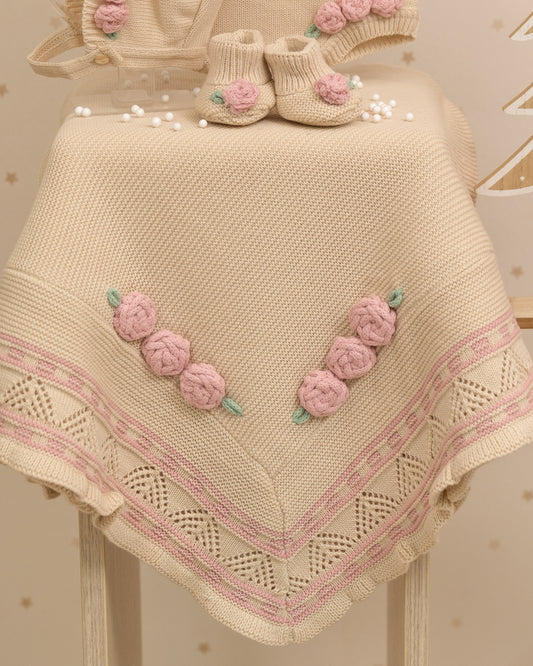 TOQUILLA CHLOE FLORES BORDADAS NOVENA FLORAL