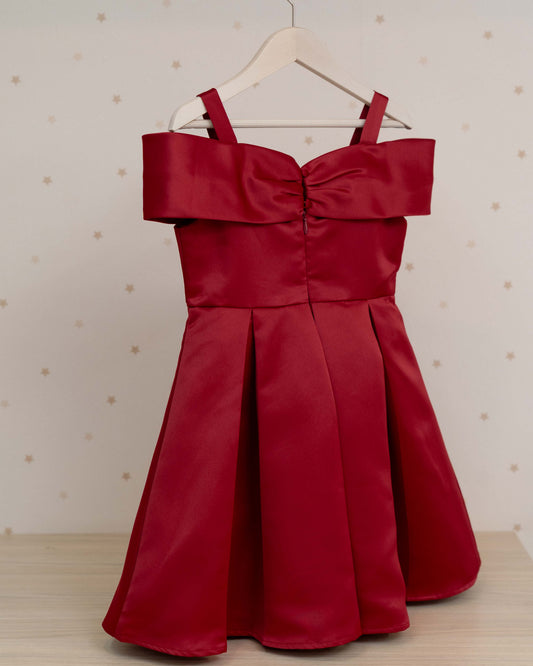 VESTIDO TALLE ALTO FALDA PLIEGUES CON LAZO Y DIADEMA