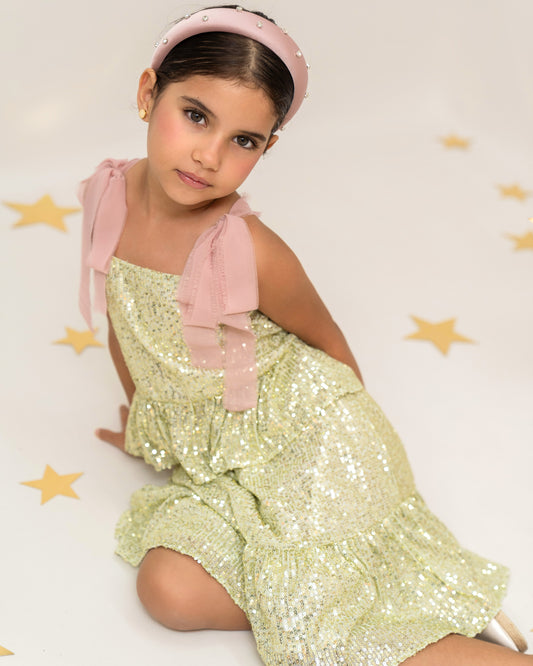 CONJUNTO ARIEL LENTEJUELAS PINO Y ENCANTO