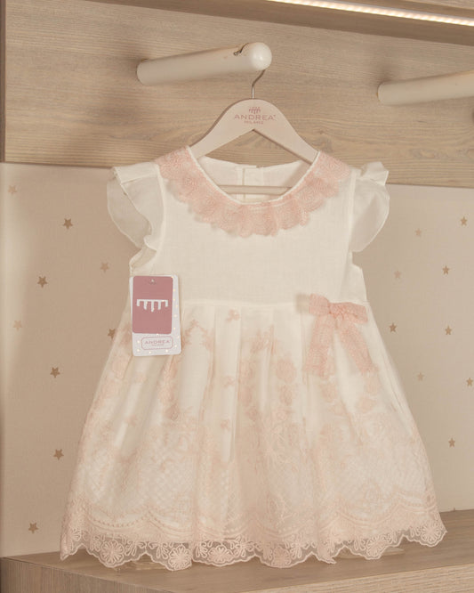 VESTIDO ARANDELA CUELLO Y FALDA BORDADA CON LAZO  BABY GIRL