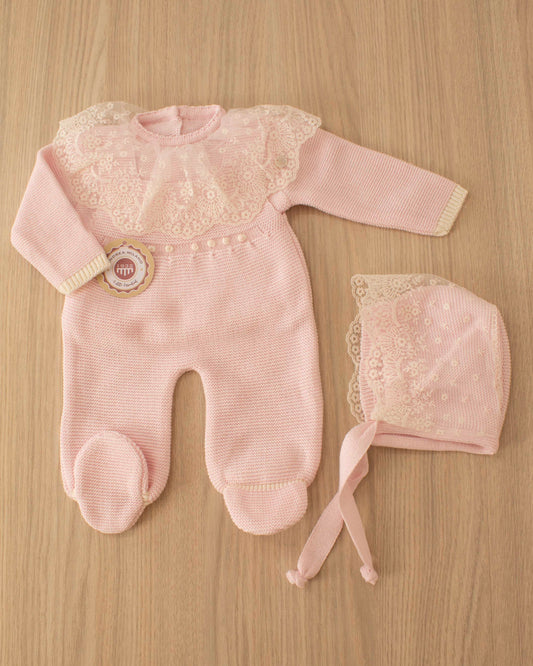 PRIMERA PUESTA ENTERIZO ARANDELA CUELLO LETIN CON GORRO