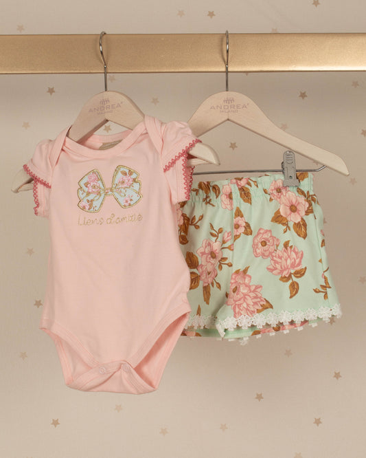 CONJUNTO PELELE LAZO BORDADO Y SHORT DE FLORES