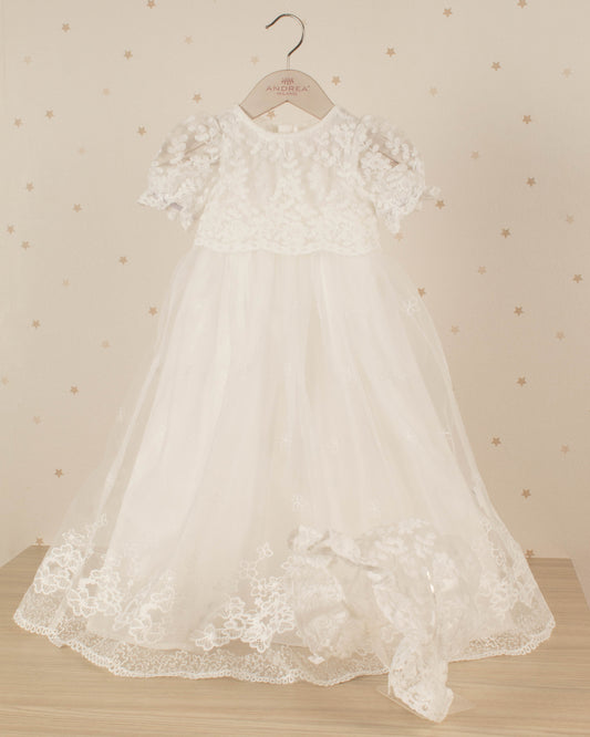 FALDON DE BAUTIZO CON MANGAS PECHO BORDADO CON GORRO